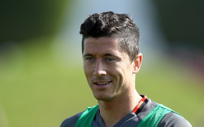 壹电竞焦点-伯贝当选全场最佳实至名归